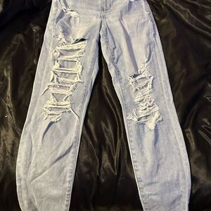 Stylish Light Blue Distressed Women’s Jeans